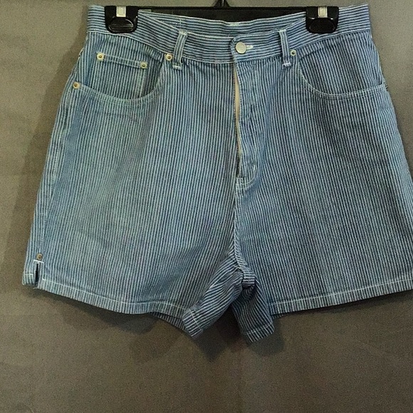 BILL BLASS JEANS,  shorts, sz 10 blue & white - Picture 3 of 8